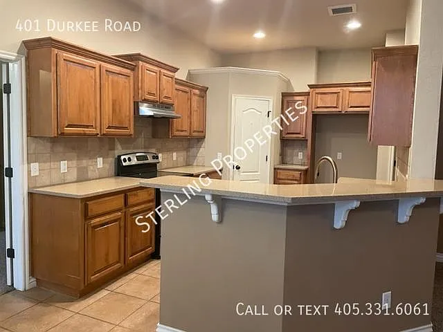 401 Durkee Rd — Photo 18