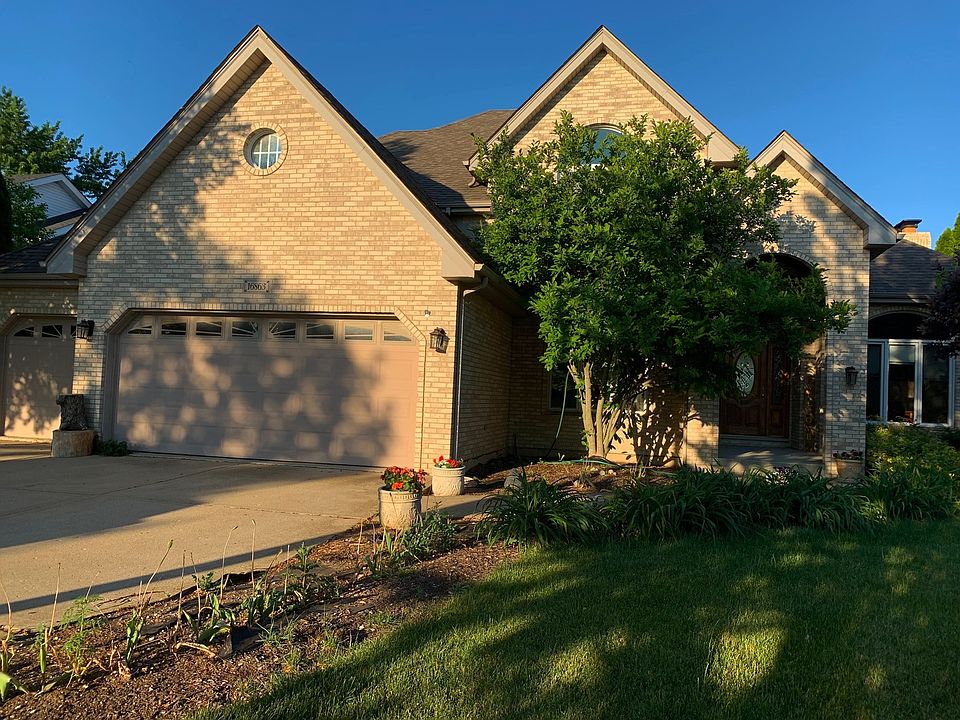 1st image of 16863 Mohican Dr