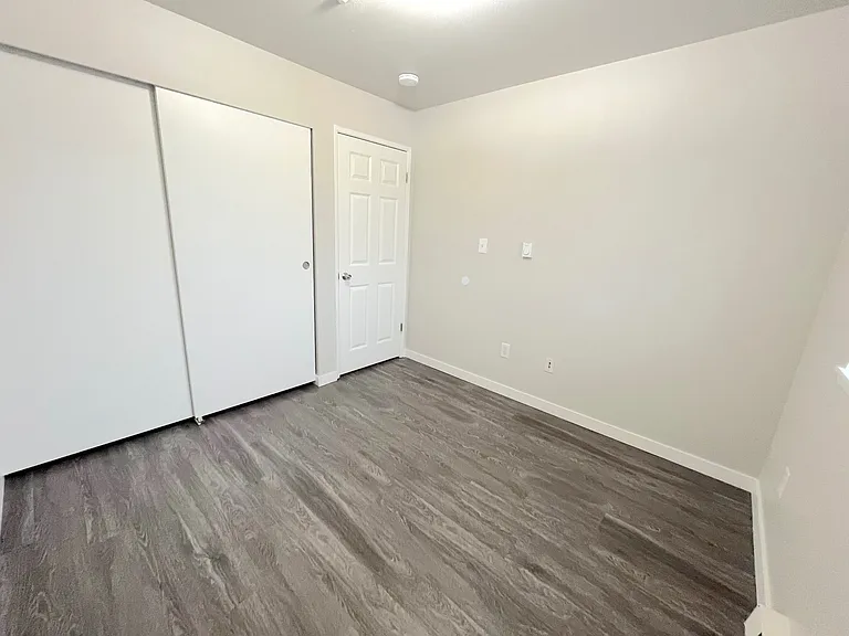 8819 Pacific Ave #B7 — Photo 17