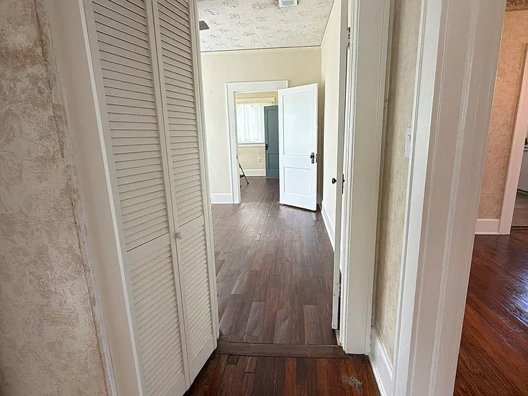 8075 Sycamore St — Photo 13