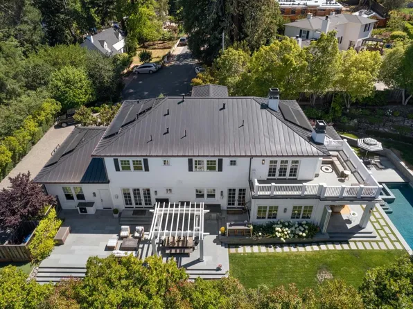 615 Devon Dr, Hillsborough, CA 94010