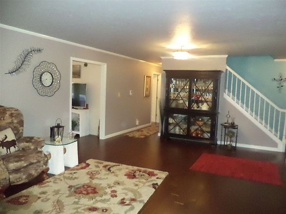 5th image of 21330 Echo Ln E