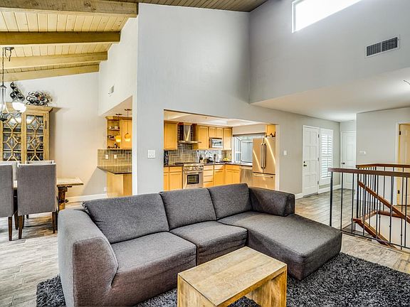 5th image of 1632 Bayridge Way