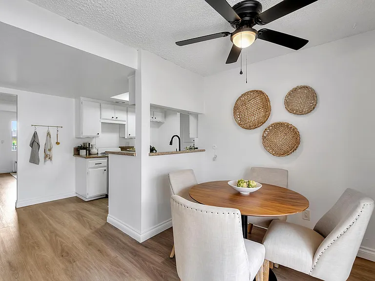 Villa Del Sol Anaheim — Photo 99