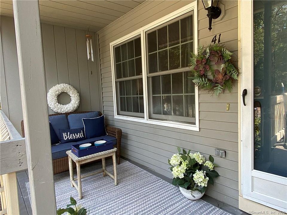 1st image of 41 Manorwood Dr #41
