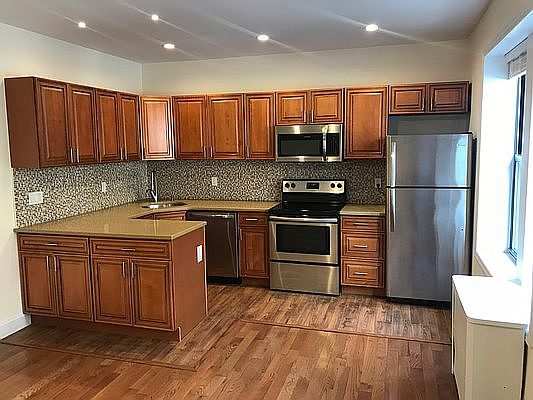 1st image of 4529 42nd St APT 1