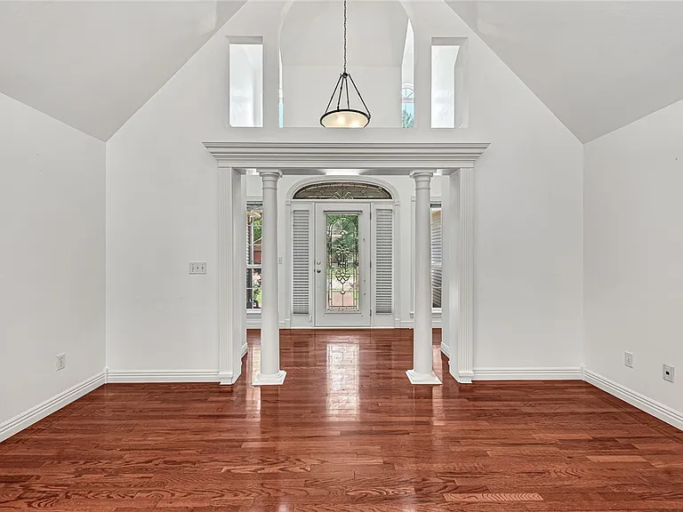 903 N Quail Ter — Photo 2