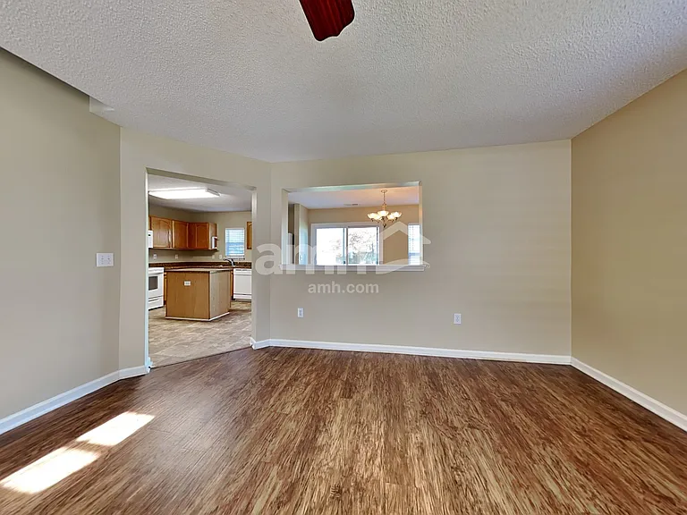 5006 Athol St — Photo 6