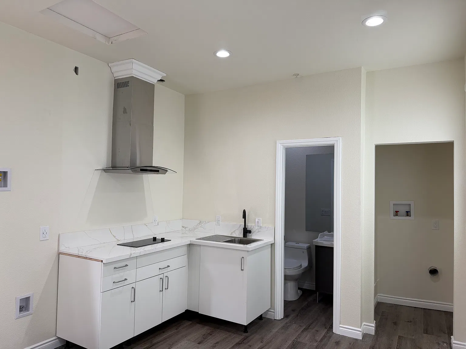 13178 Chatham dr — Photo 3