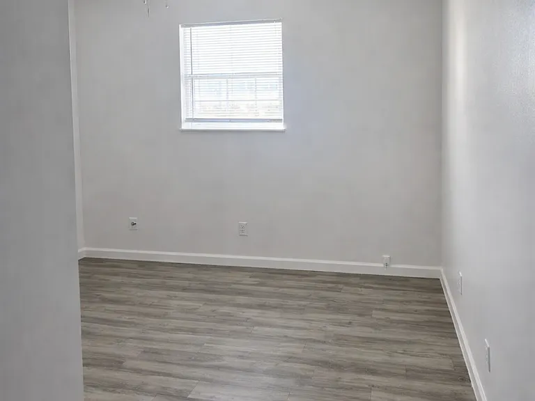 601 Cheyenne Rd — Photo 3