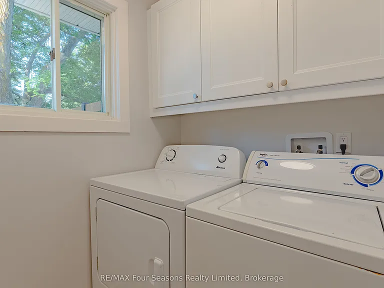 9811 Beachwood Rd — Photo 22