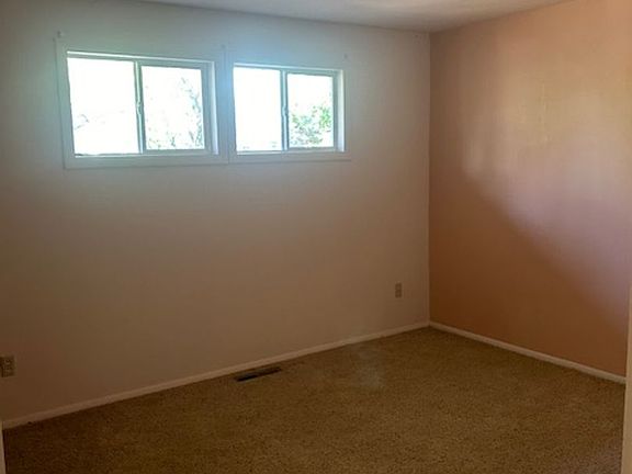 3rd image of 746 & 748 Burlington Ave #748