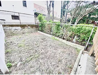 Rented by Papp Realty