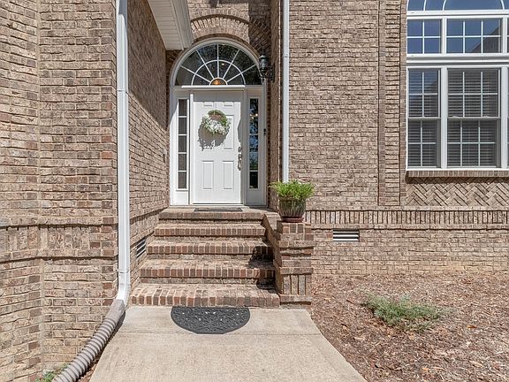 4th image of 4921 Saint Andrew Ct
