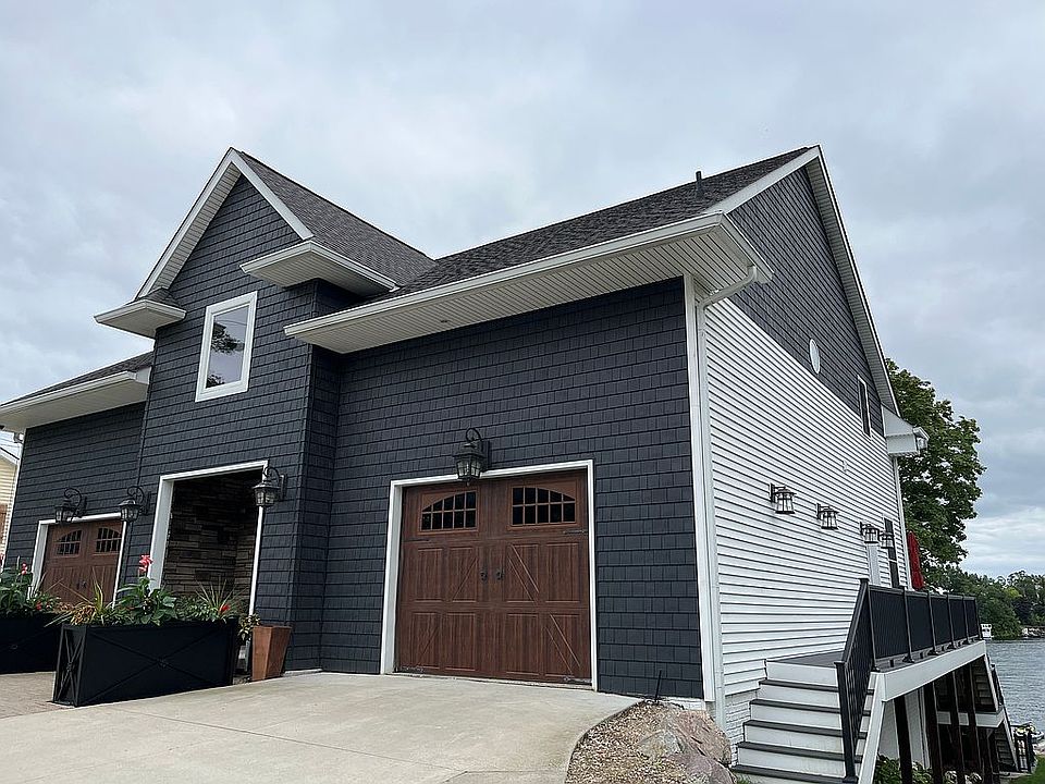 2nd image of 529 Central Dr