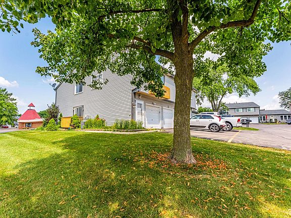 4th image of 234 Algonquin Ct