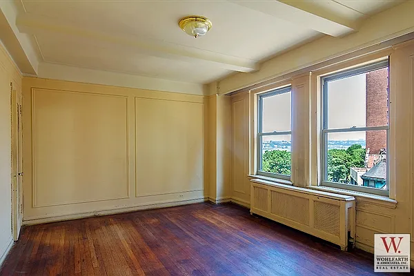 Sold by Wohlfarth & Associates Inc | media 15