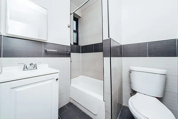 Rented by Nooklyn NYC LLC | media 3