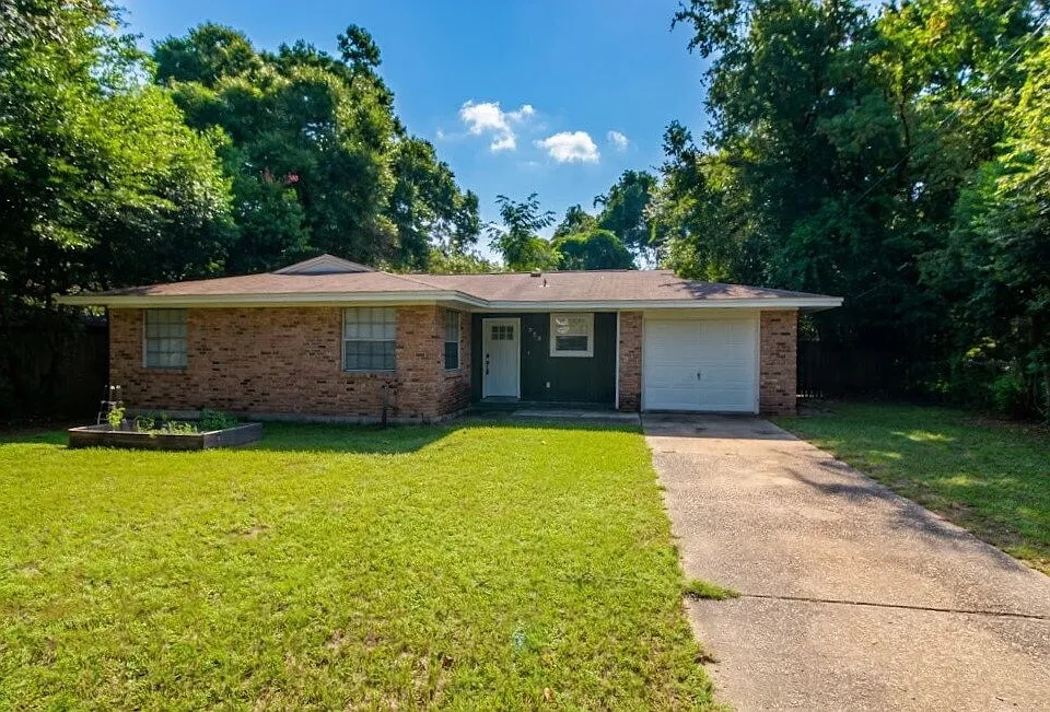 316 Garfield Dr