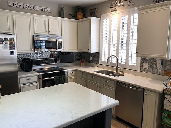 4th image of 3305 W King Dr