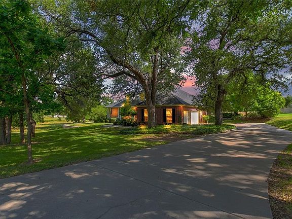 2nd image of 2107 Wills Way Dr