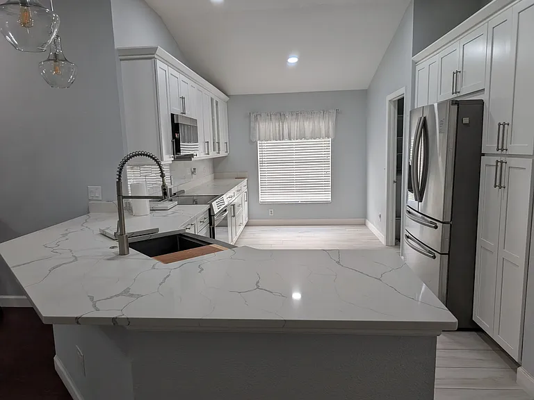 10929 Lake Andover Blvd — Photo 7