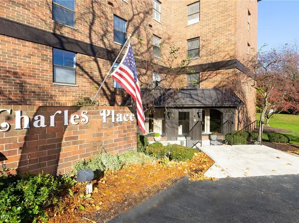 700 Brick Mill Run APT 105, Westlake, OH 44145