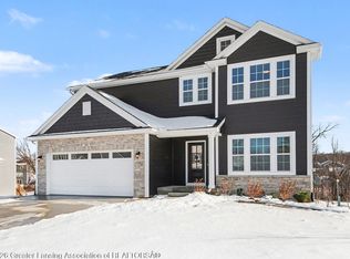 3215 E Crandell Dr, Charlotte, MI 48813