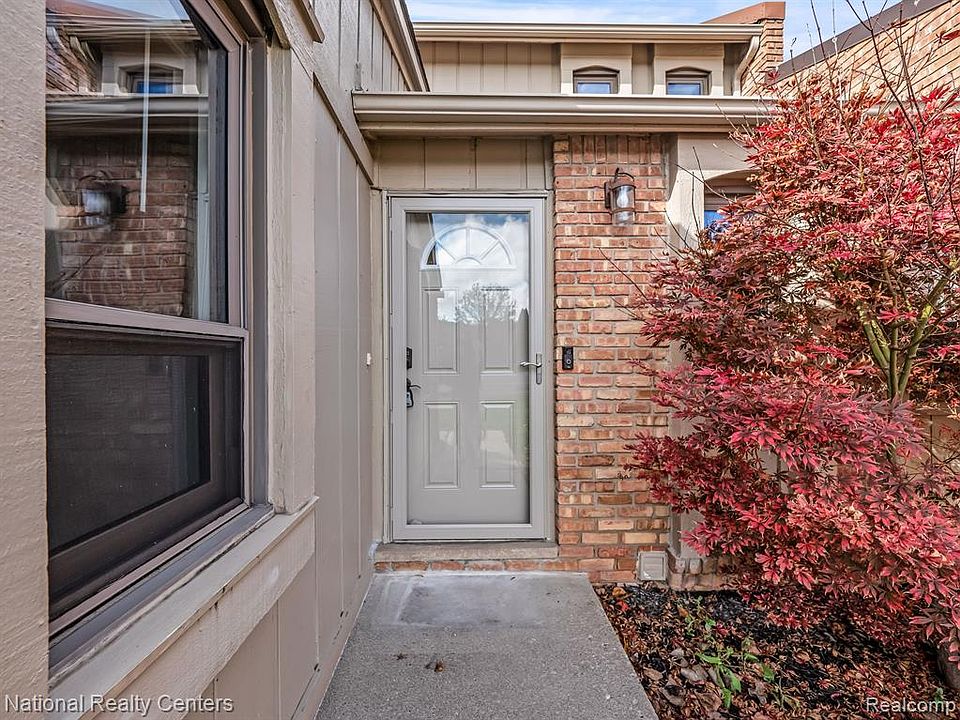 3047 Moon Lake Dr West Bloomfield MI Zillow