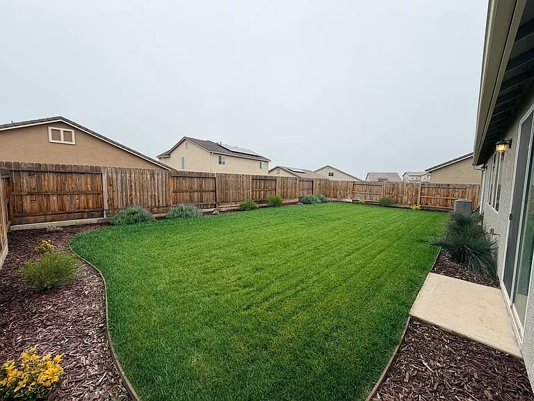 1858 Morro Ct — Photo 34