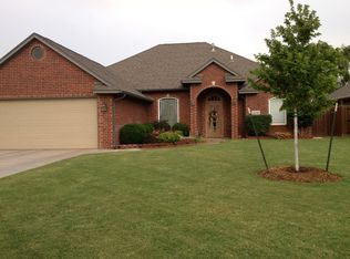 806 Bear Run, Enid, OK 73703