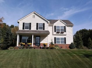 5400 Blossom Ln, Linden, MI