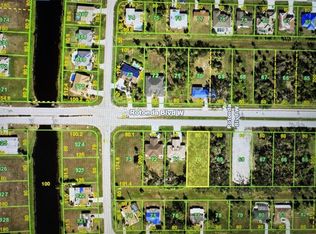 285 Rotonda Blvd W #70, Rotonda West, FL 33947