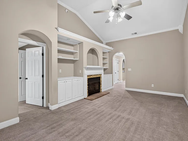 5639 Colony Ln — Photo 16