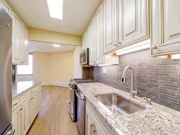 2nd image of 1641 3rd Ave APT 35H