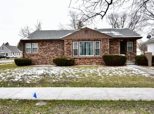 202 E Ray St, Kentland, IN