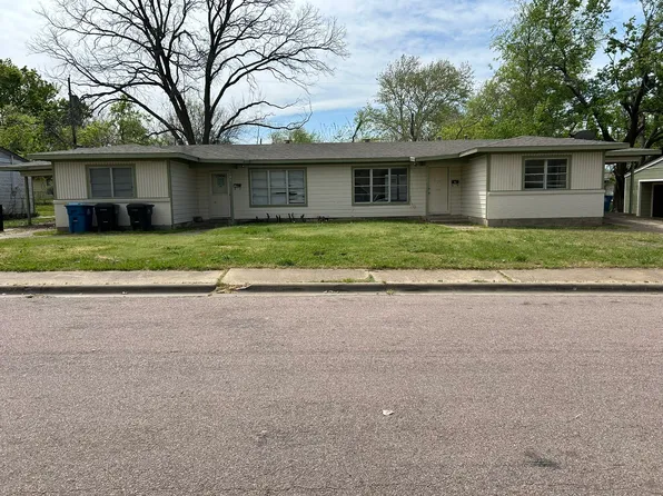 121 Vandenburg Dr, Denison, TX 75020