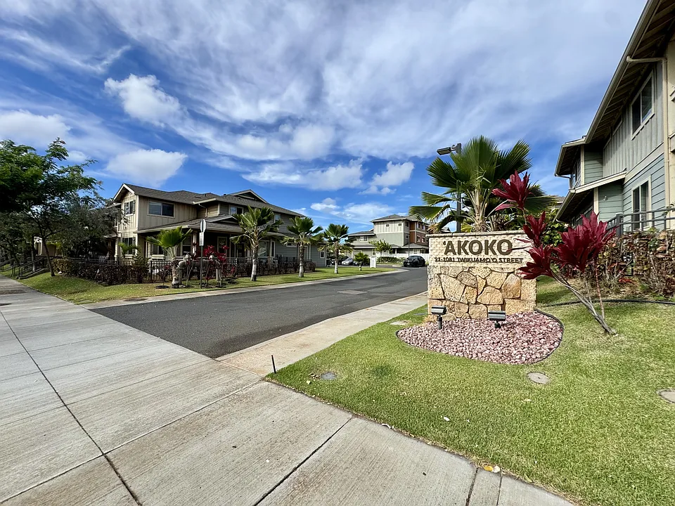91-1081 Iwikuamoo St #206