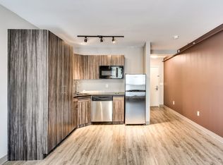 501 W Franklin St #214, Baltimore, MD 21201