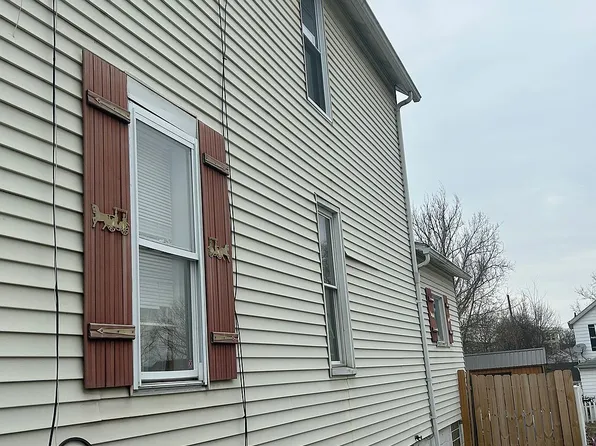104 Longfellow St, Vandergrift, PA 15690