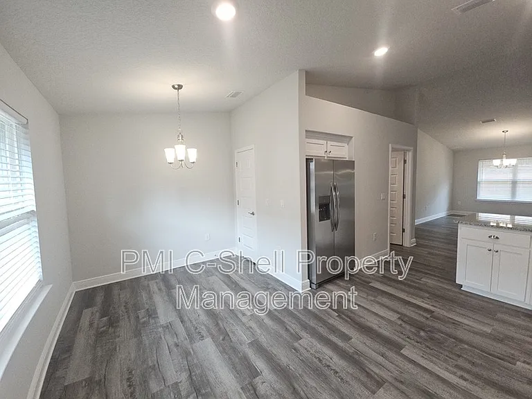 12115 Emerald Heights Ln — Photo 5