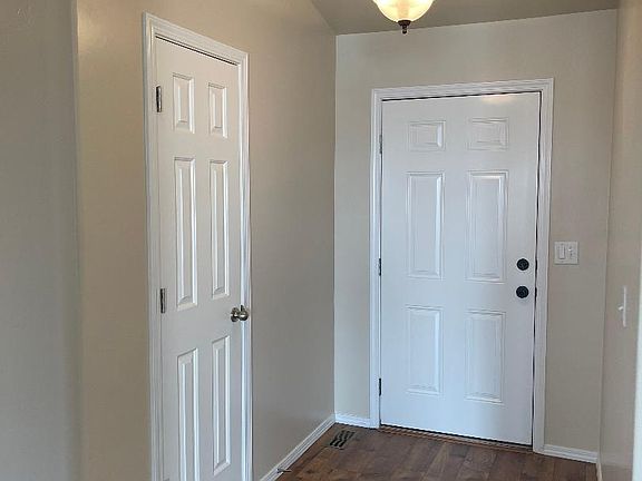 5th image of 510 Cayuse Creek Dr