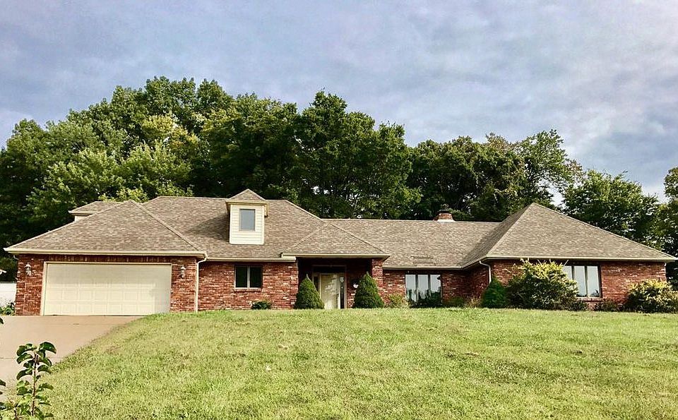 1st image of 2624 Huntleigh Pl