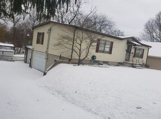 179 E 7th St, Roanoke, IN 46783