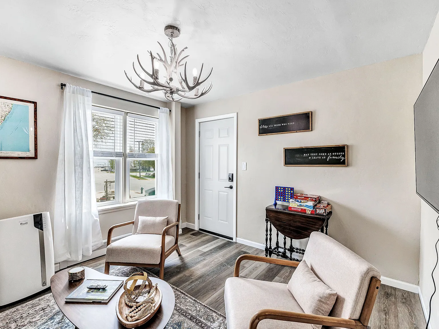 2 bed, $6,750 — Photo 3