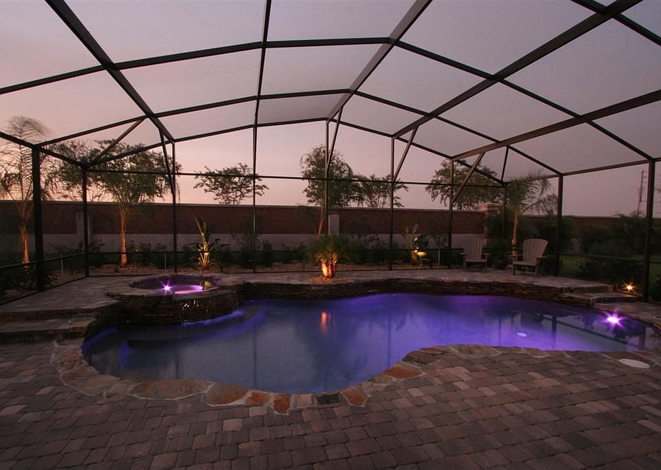 13419 Zori Lane Pool at Night