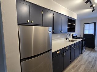 7910 W 26th St APT 8, North Riverside, IL 60546