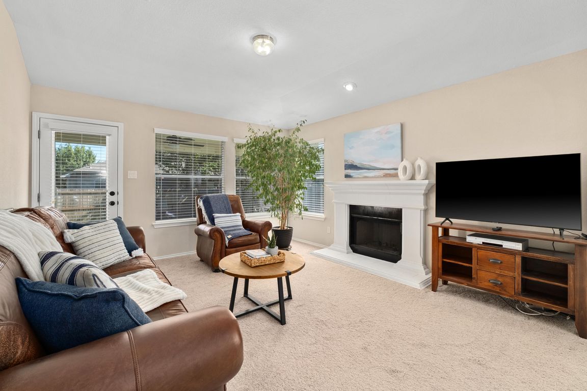 next background image