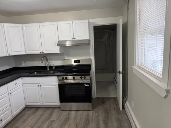 21 Shaw Ave #1B, Pawtucket, RI 02860