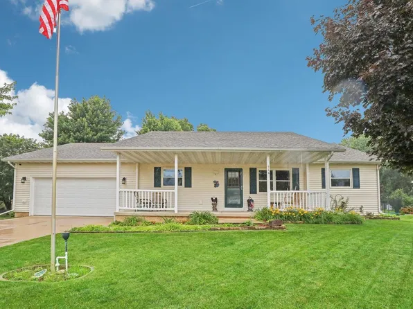 514 Savannah Trail, Pardeeville, WI 53954